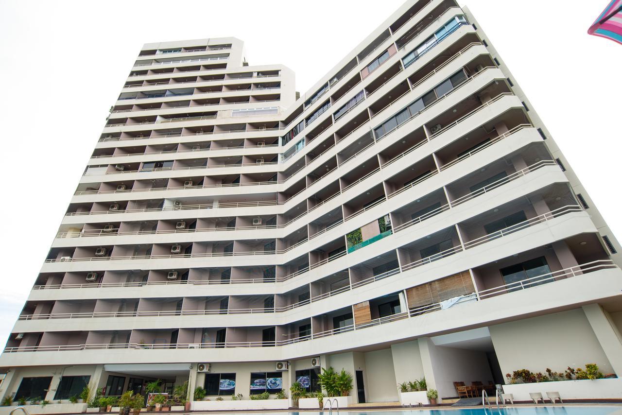 Angket Hip Residence Pattaya Exterior foto