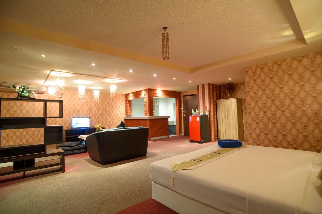 Angket Hip Residence Pattaya Exterior foto