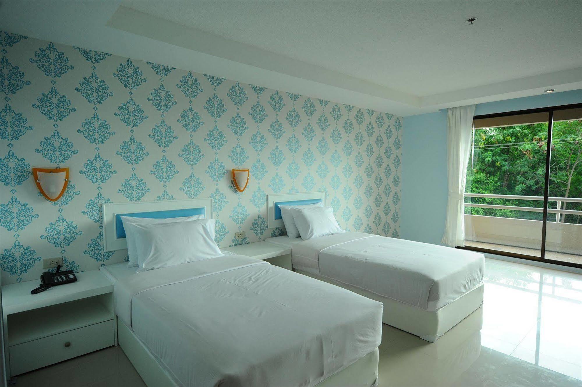 Angket Hip Residence Pattaya Exterior foto