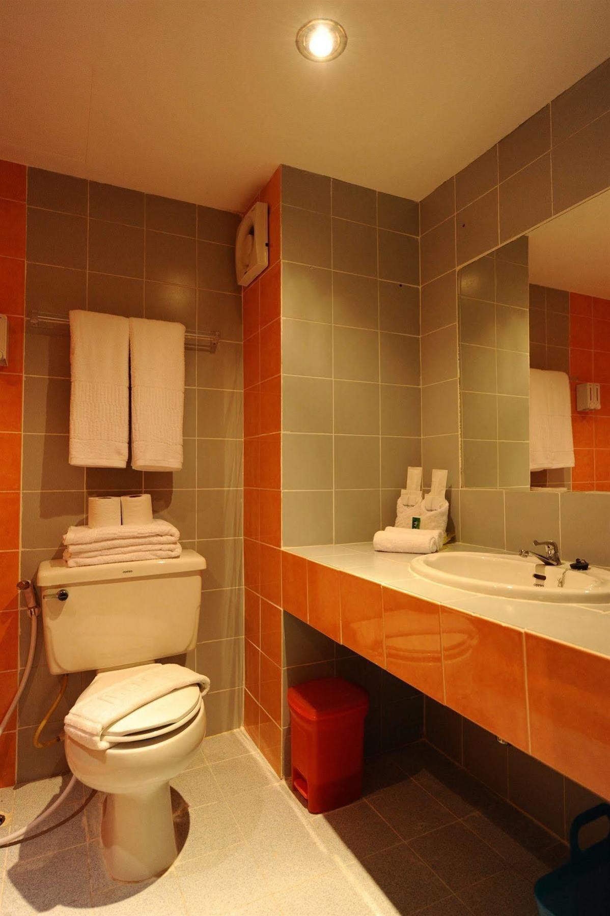 Angket Hip Residence Pattaya Exterior foto